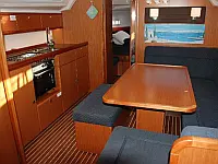 Bavaria Cruiser 41 - [Internal image]