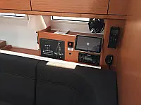Bavaria Cruiser 46 - Internal image