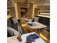 Maxus 35 - Internal image