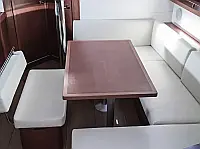 Oceanis 45 (4 cabins) - Internal image