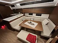 Bavaria C45 Style - Internal image