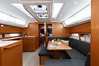 Bavaria C46 - Internal image